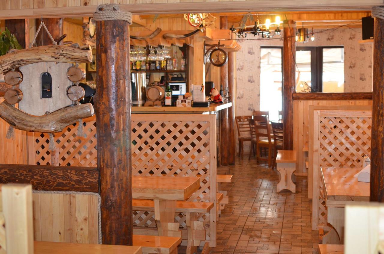 Taverna Ceahlau Дурау Екстер'єр фото